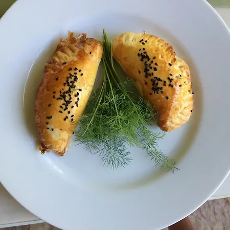 Отель Kapri